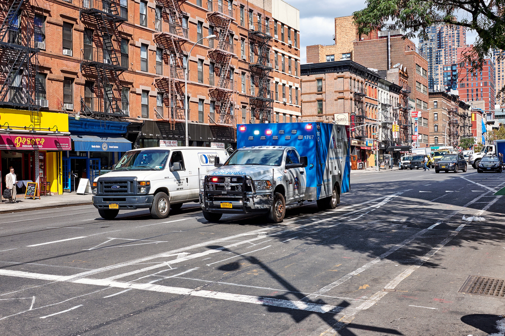 8 Crucial Steps to Avoid Common Errors When Changing Lanes