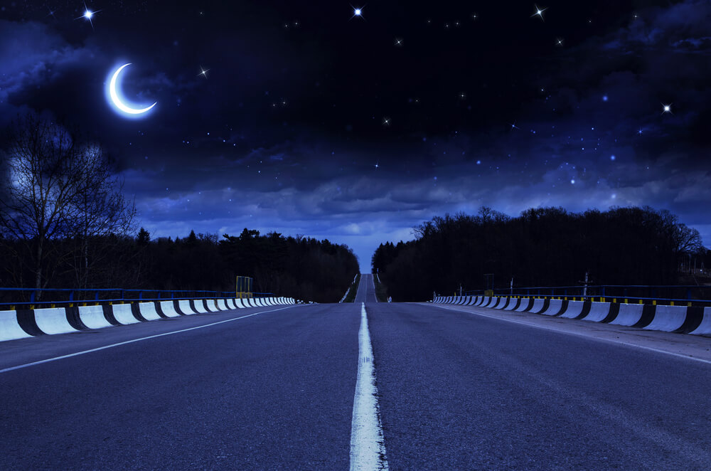 Driving at Night: 9 Critical Tips for Safe and Unstressful Night Driving