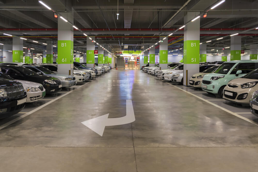 How to Navigate a Parking Garage Easily for the First Time