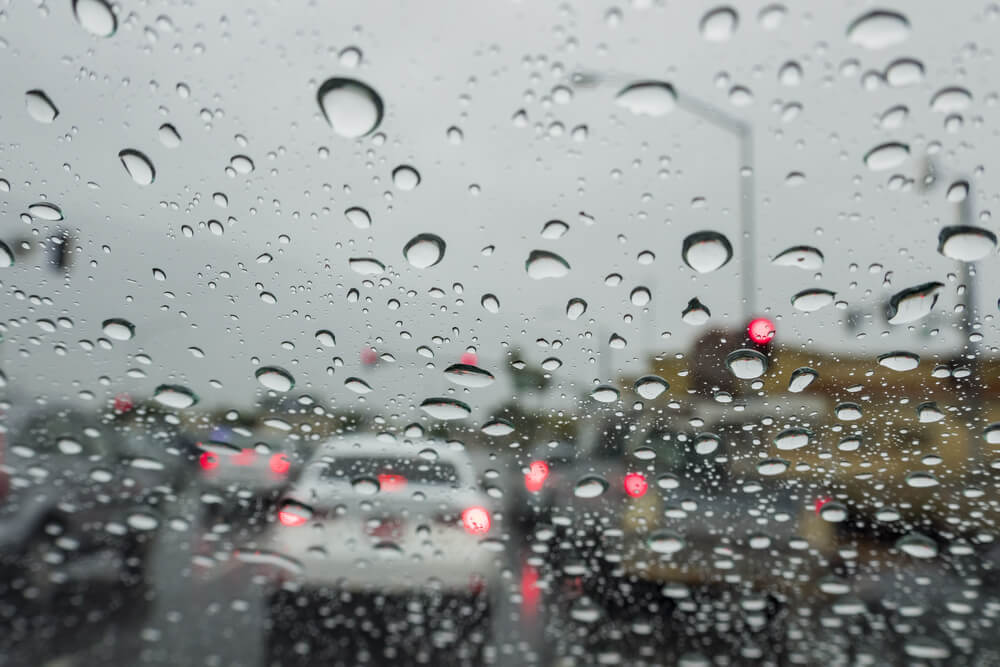 10 Crucial Things To Know Before You Start Driving In The Rain