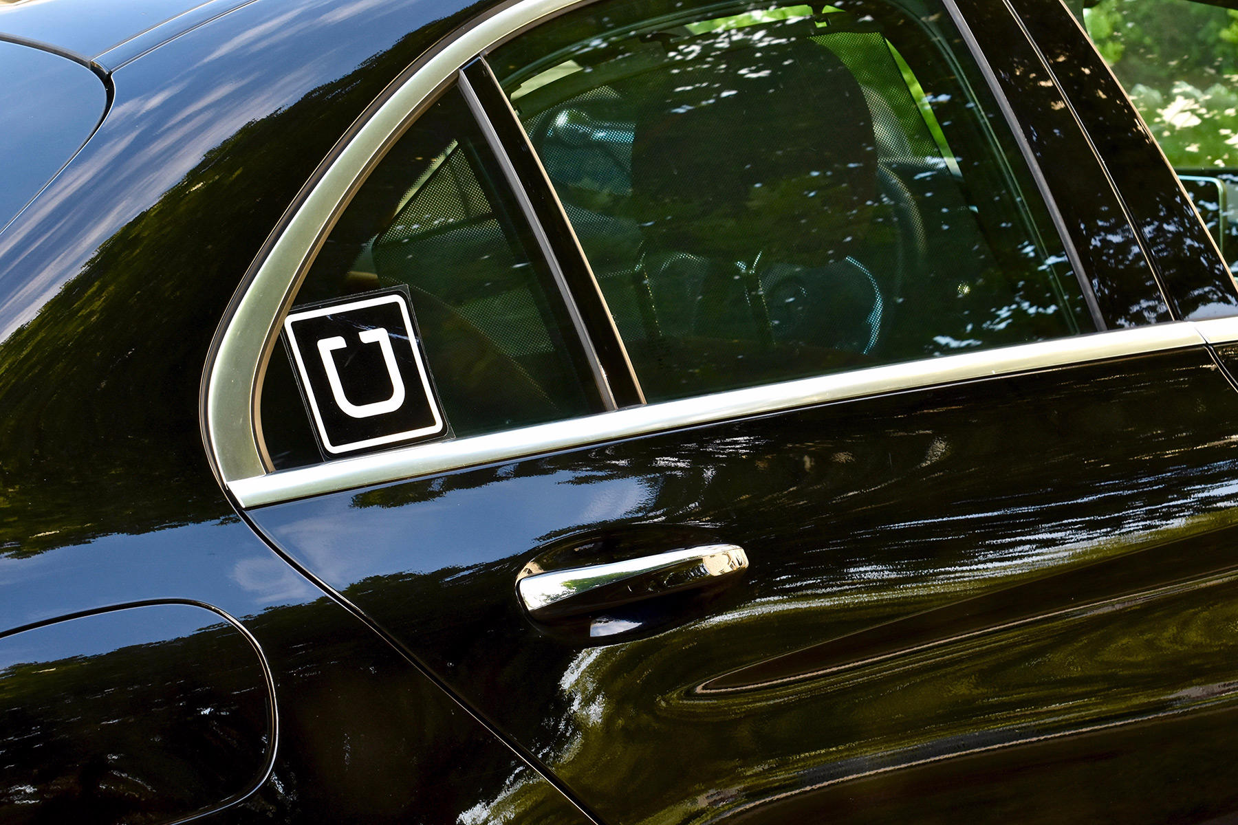 Uber Driver Requirements: 4 Things to Know to Become an Uber Driver