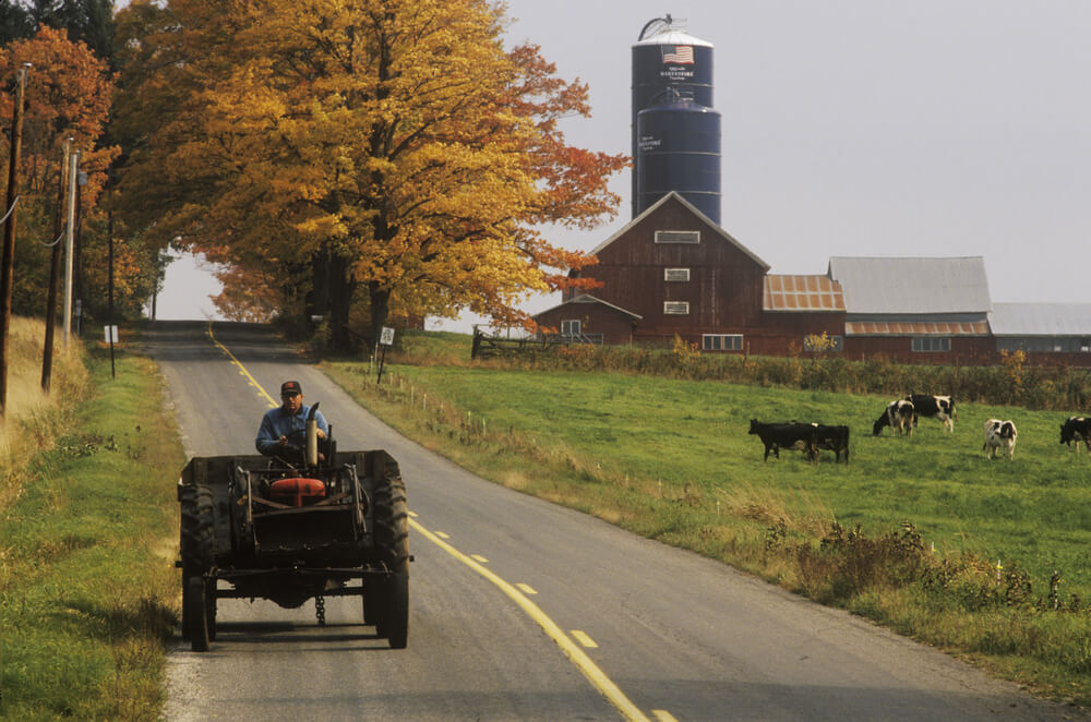 How to Drive on 6 Types of Roadways Like a Pro