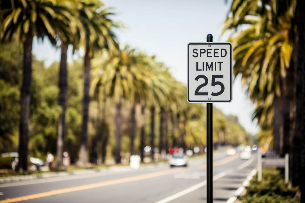 what-does-a-speed-limit-sign-really-mean-expeditersonline