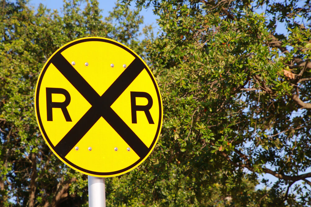 Exploring Railroad Crossing Signs: Are They Polygons? | Open World Learning