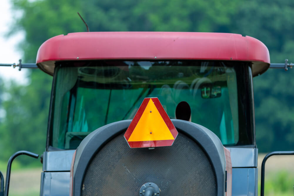 slow-moving-vehicle-sign-what-does-it-mean